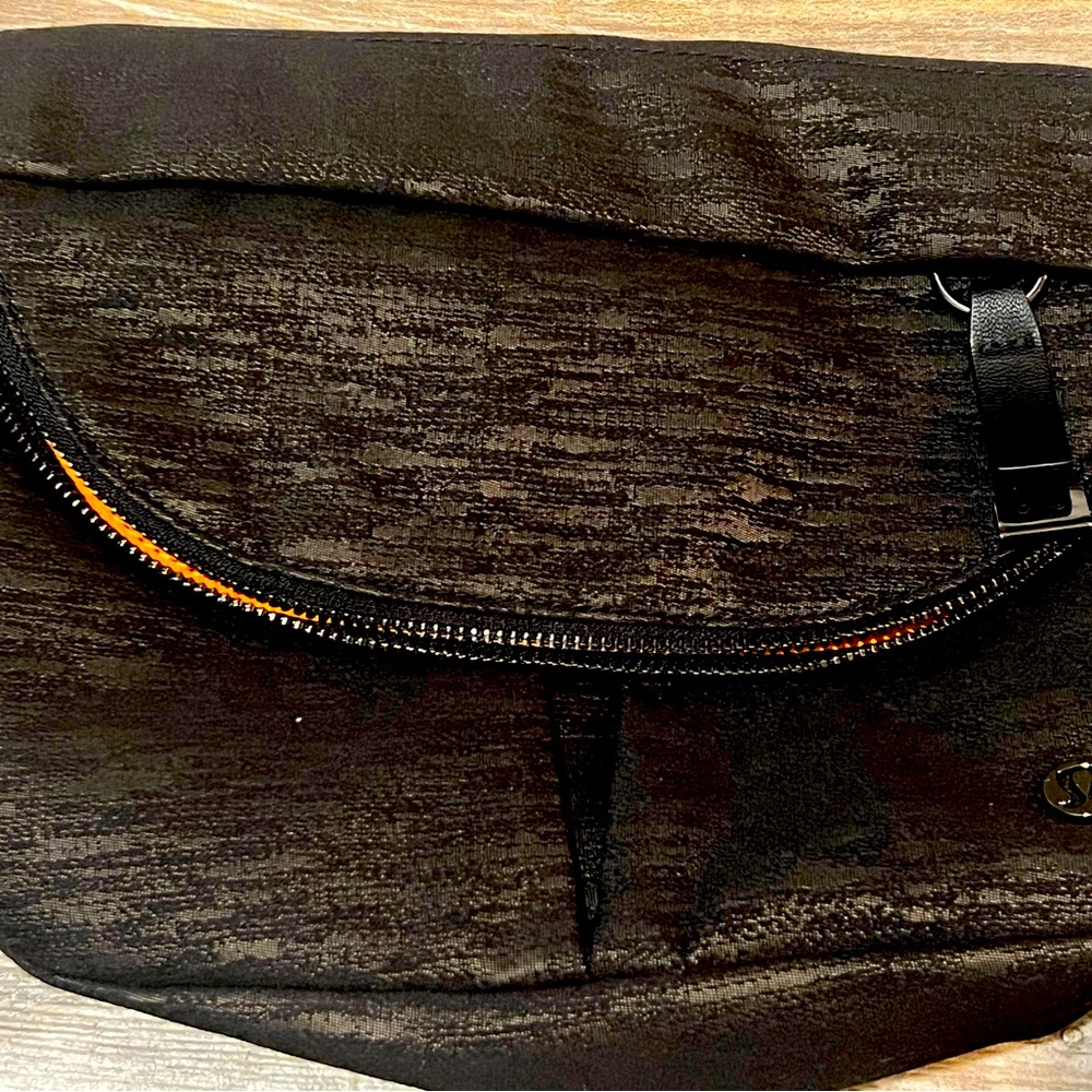 Lululemon Jacquard All Night Festival Bag